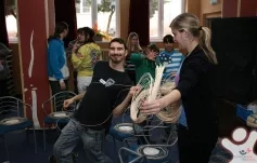 Den pro dětské domovy