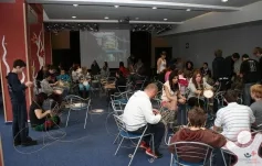 Den pro dětské domovy