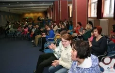 Den pro dětské domovy